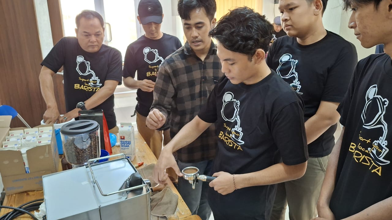 Pemuda di Jurtim Dilatih Jadi Barista