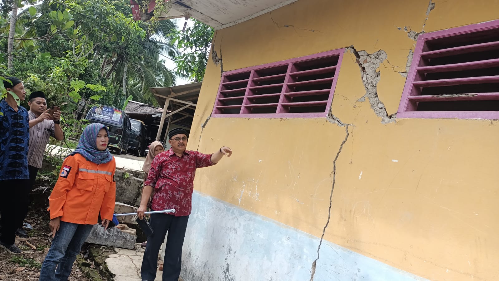 8 Rumah dan 1 Gedung Sekolah Rusak Terdampak Gempa 5,9 Mag