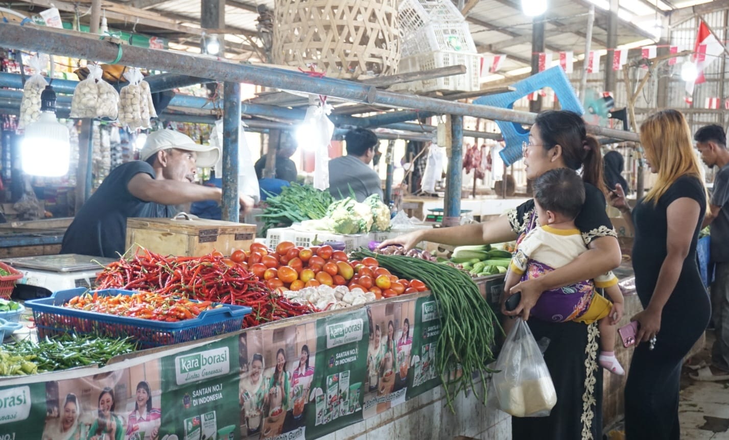 Harga Sembako di Pasar Mauk Tinggi
