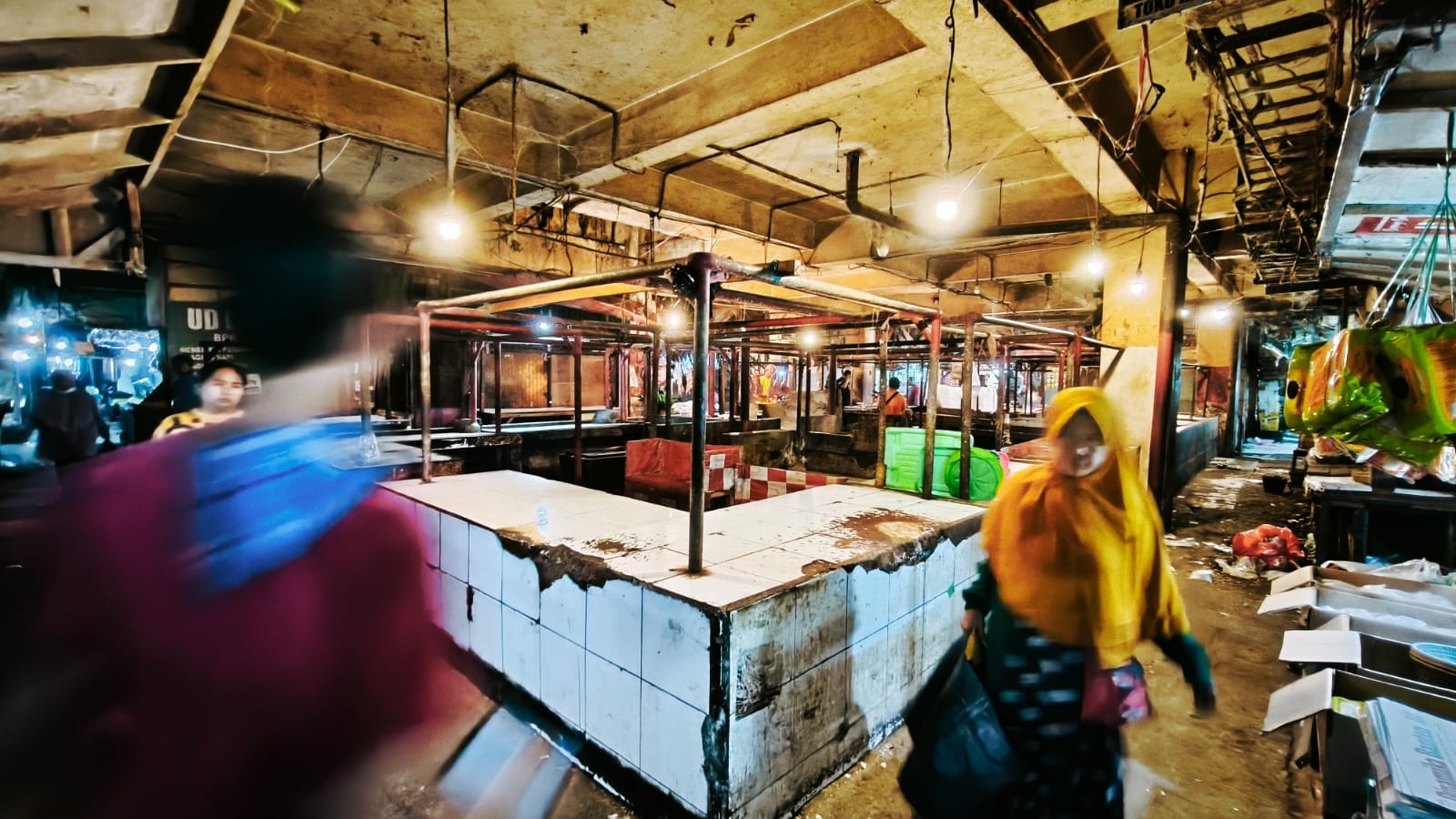 Pedagang Daging Pasar Rau Mogok Berjualan