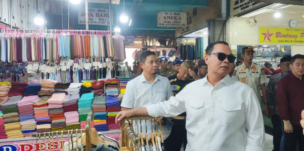 Budi Turun Langsung ke Pasar Induk Rau, Pedagang Curhat
