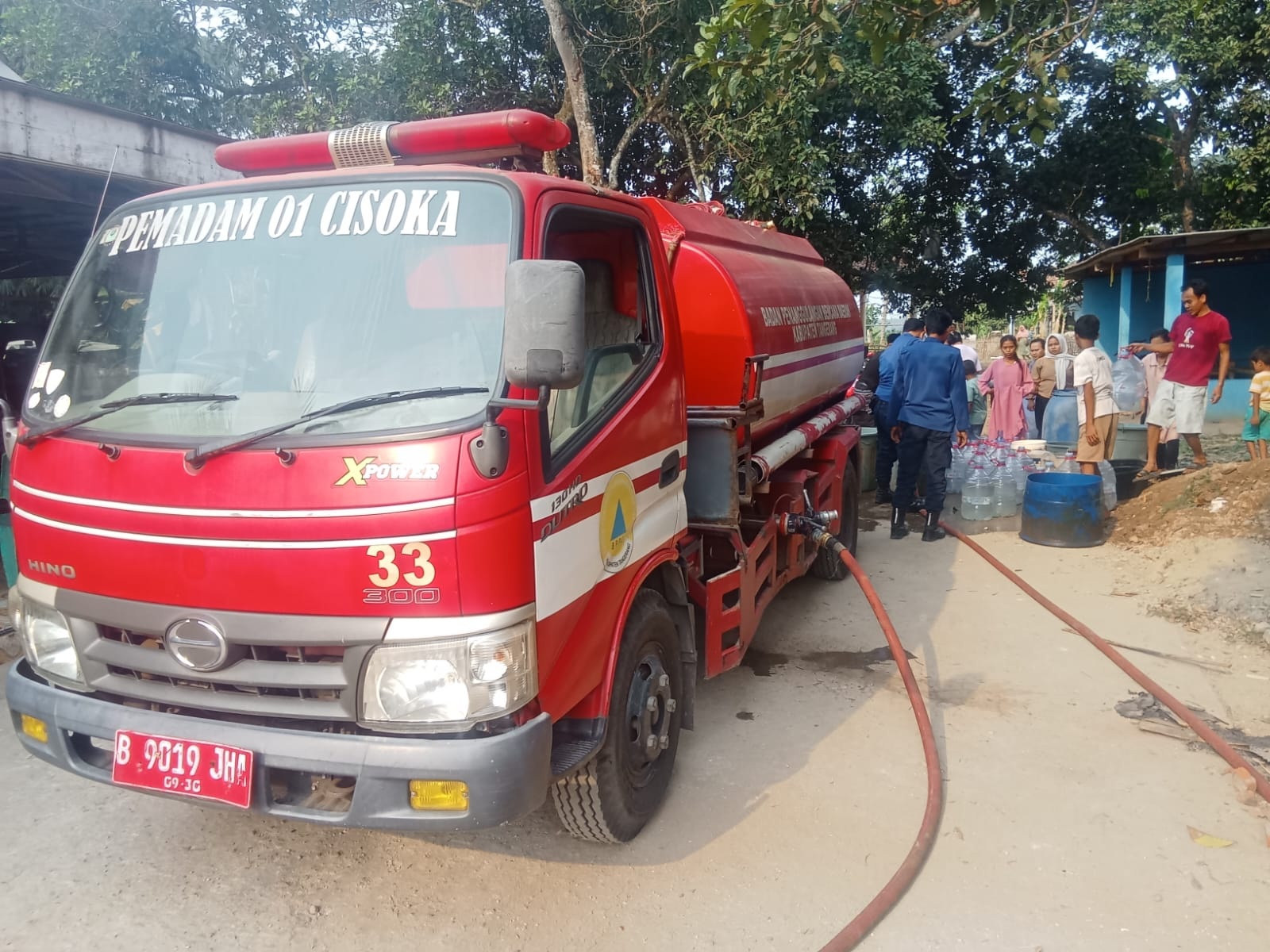 Kekeringan Menjalar, Kolaborasi Distribusi Air Bersih