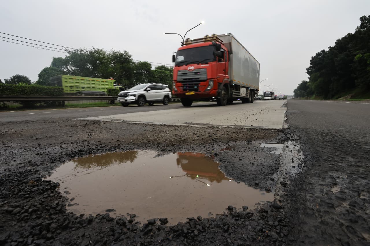 Kondisi Tol Tangerang-Merak Dikeluhkan 
