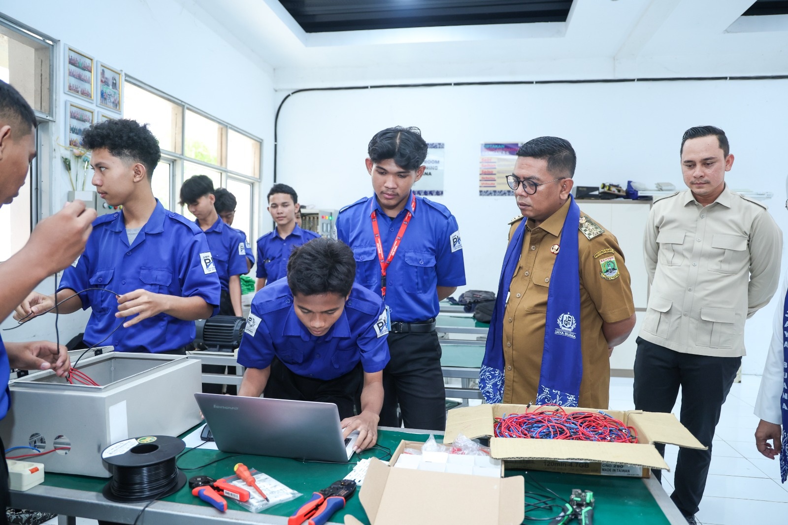 Tekan Pengangguran Lewat Program Pelatihan Vokasi