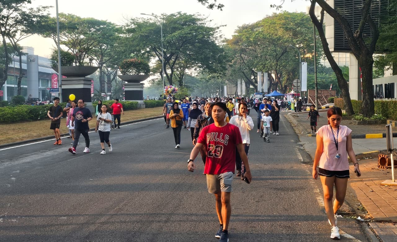Ribuan Masyarakat Ramaikan CFD BSD