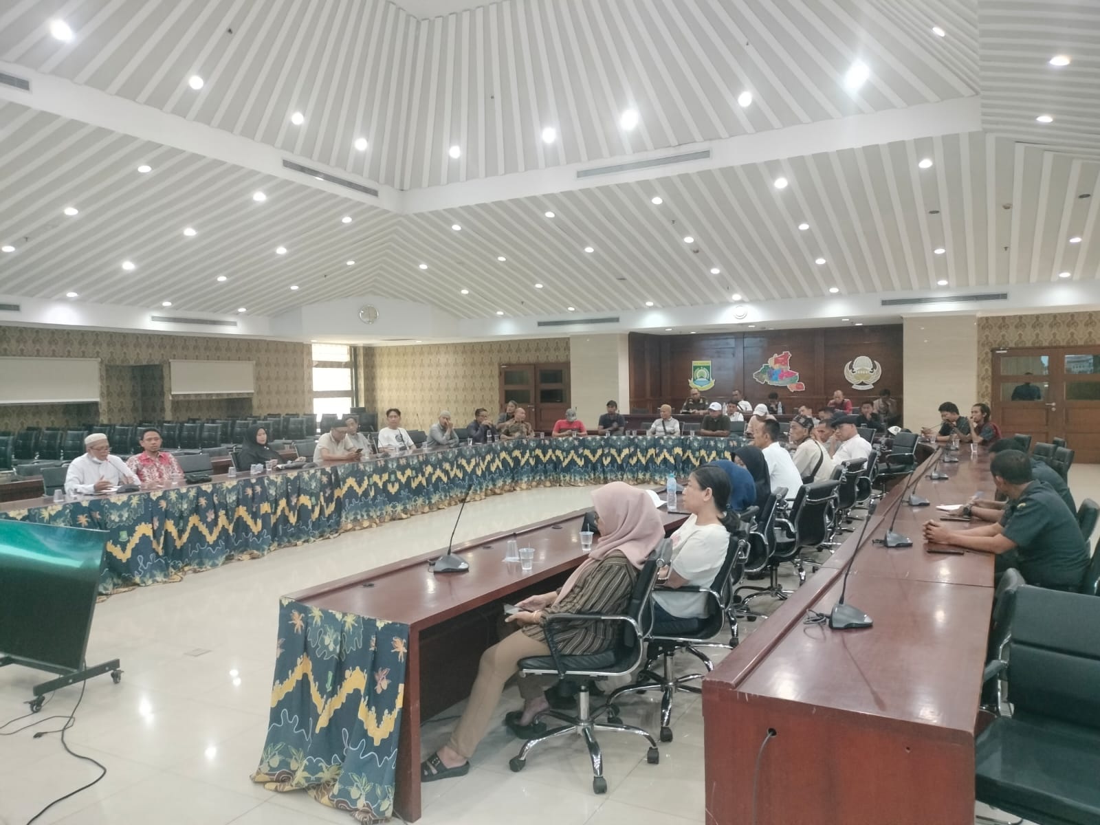 Pedagang Pasar Anyar Desak Pemkot Tertibkan PKL