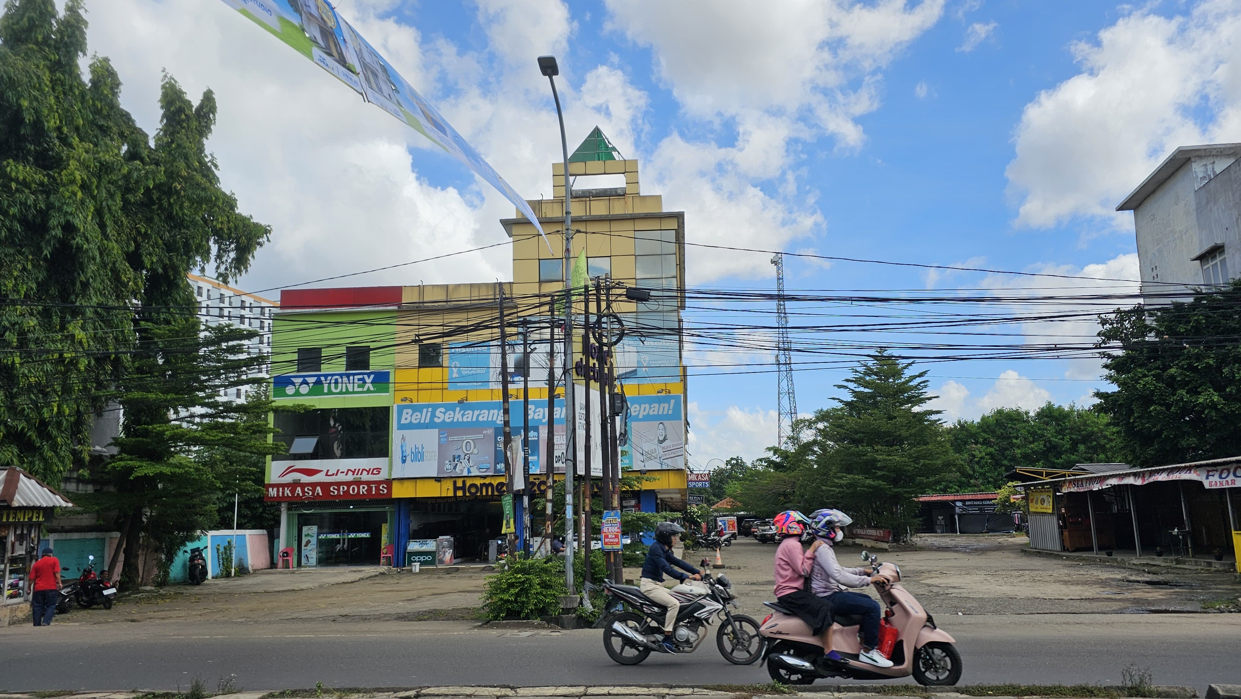 Bangunan Liar di Lahan Eks Pertokoan Roxy Segera Dibongkar