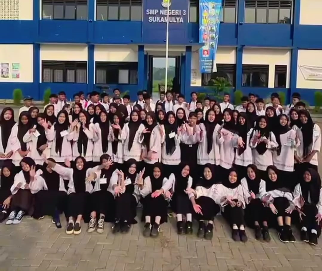 SMPN 3 Sukamulya Larang Rayakan Kelulusan dengan Coret Seragam dan Konvoi