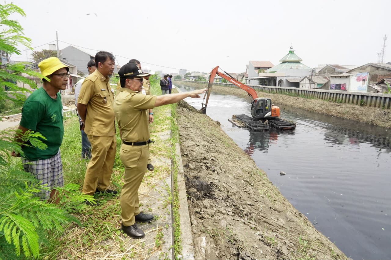 Sachrudin Tinjau Normalisasi Kali Ledug