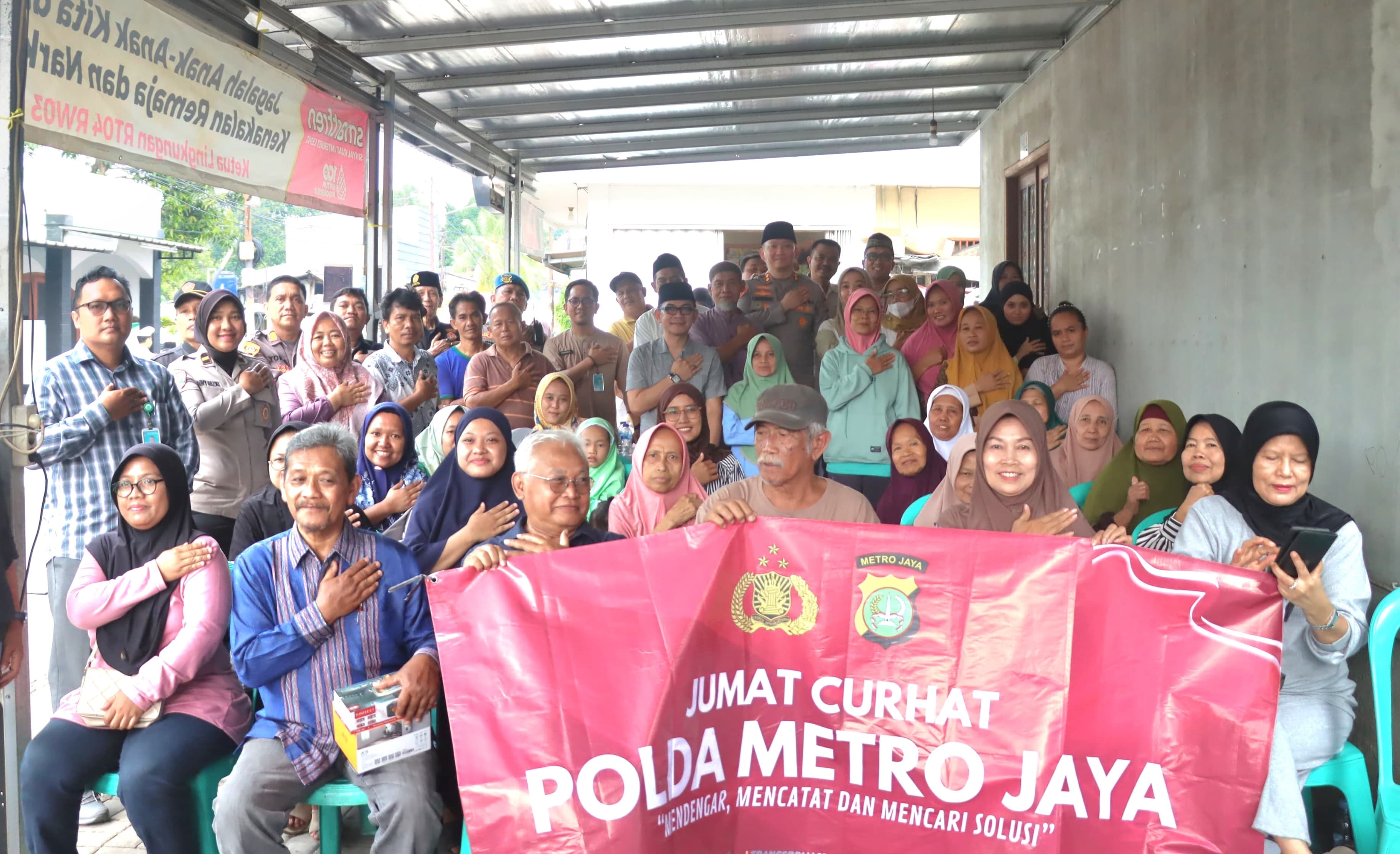 Istri-Istri Anggota DPR Rayakan Harlah PKB di Mauk