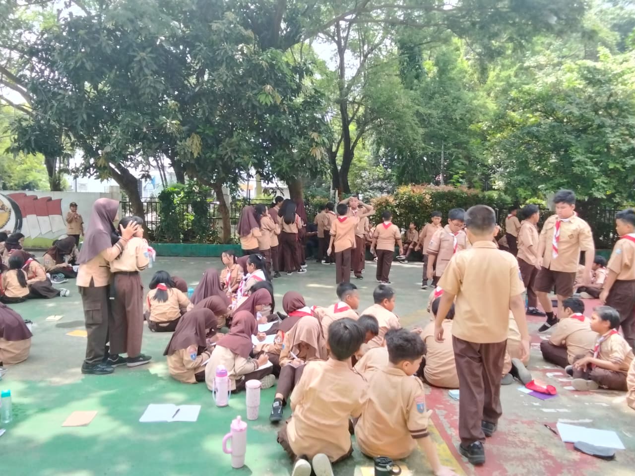 SDN Sukasari 4 Perkuat Karakter Melalui Kegiatan Pramuka