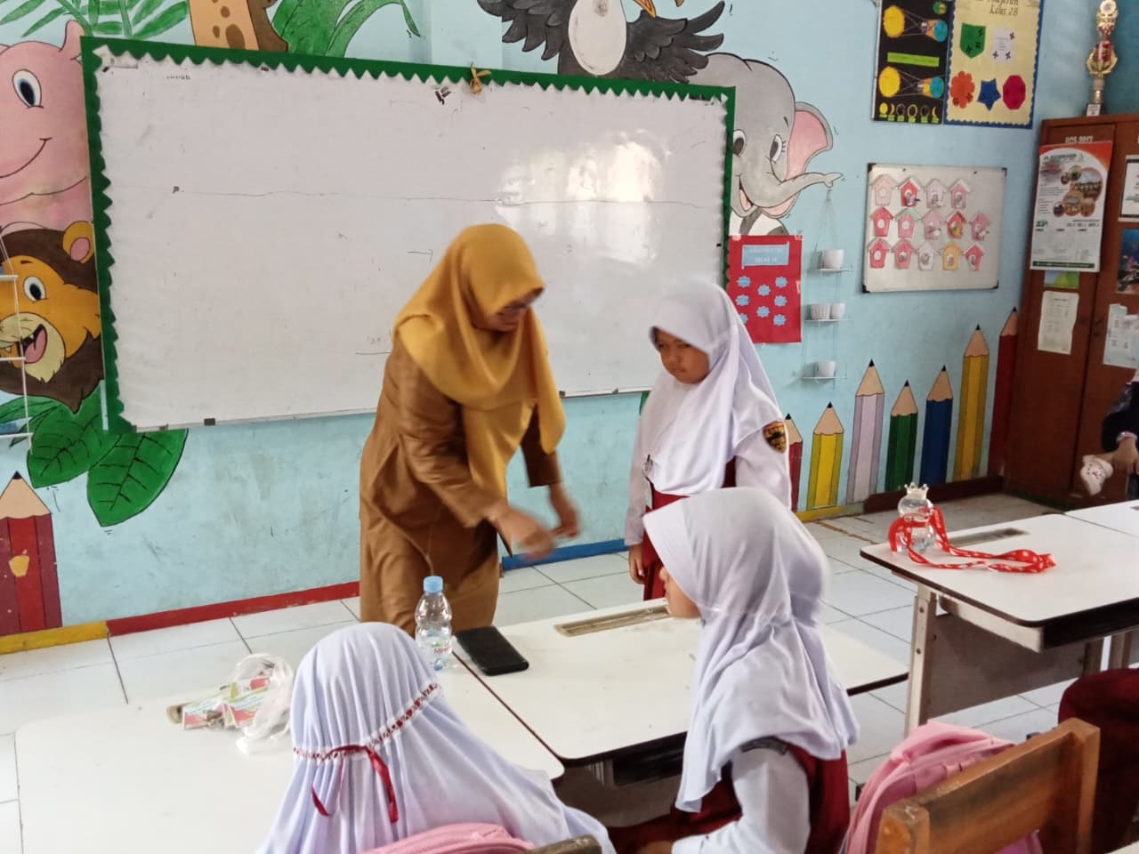 SDN Daru I Terapkan Pendidikan Karakter dengan Norma Pancasila