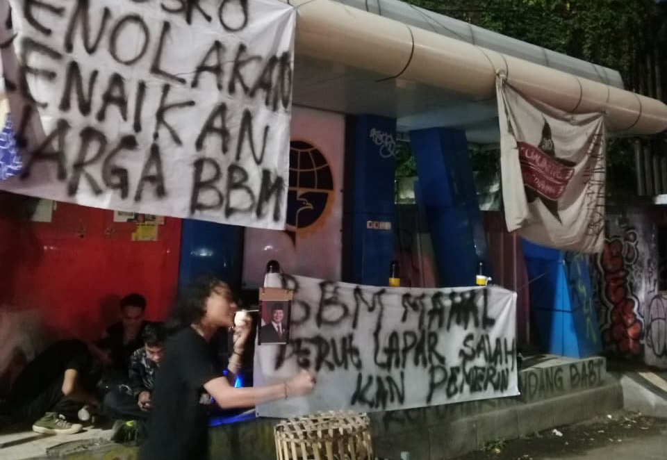 Mahasiswa Protes Kenaikan Harga BBM