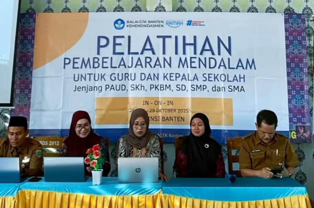 Guru Ikuti Pelatihan Kompetensi Mengajar, Pelatihan Pembelajaran Mendalam untuk Guru-Guru SD di Pasar Kemis