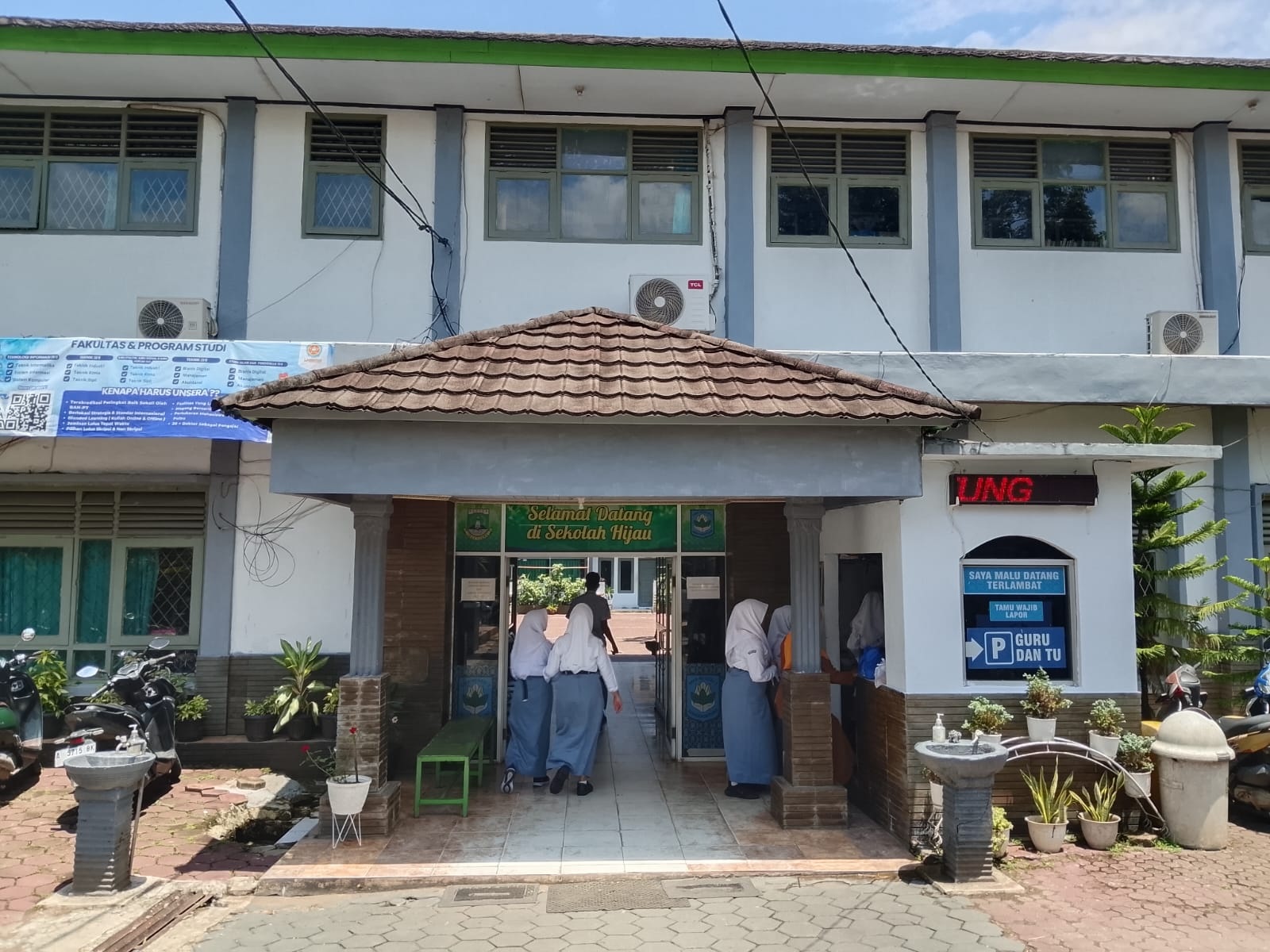 Pembatasan HP di SMAN 3 Rangkasbitung Sudah Berjalan 