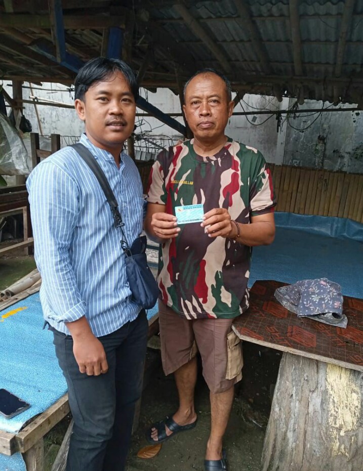 Kecamatan Solear Antarkan e-KTP Jadi ke Rumah Warga