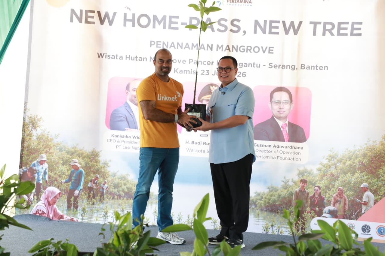 5.000 Mangrove Ditanam di Pesisir Karangantu