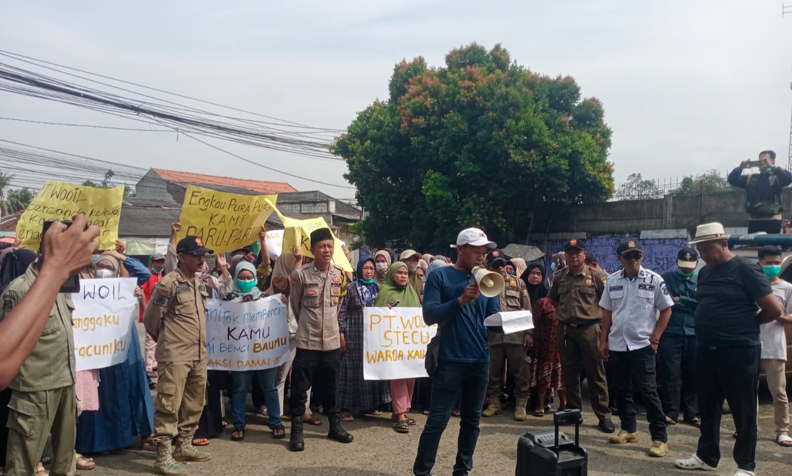 Timbulkan Bau Menyengat, PT Woo Il Indonesia Didemo Warga