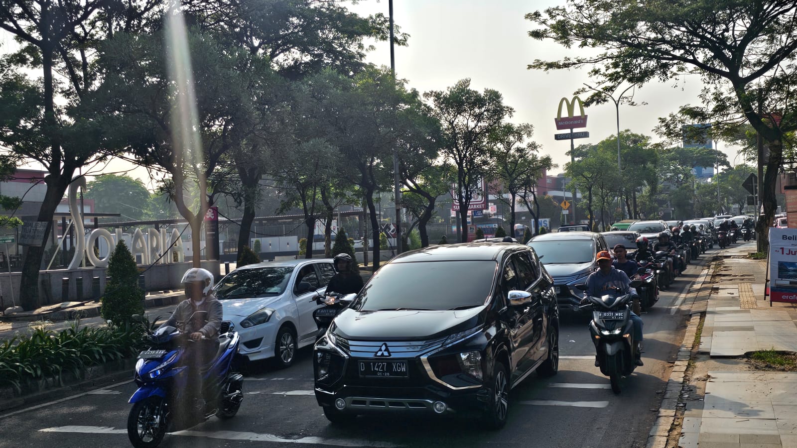 Kemacetan Terjadi Dibeberapa Ruas Jalan di Tangerang Selatan