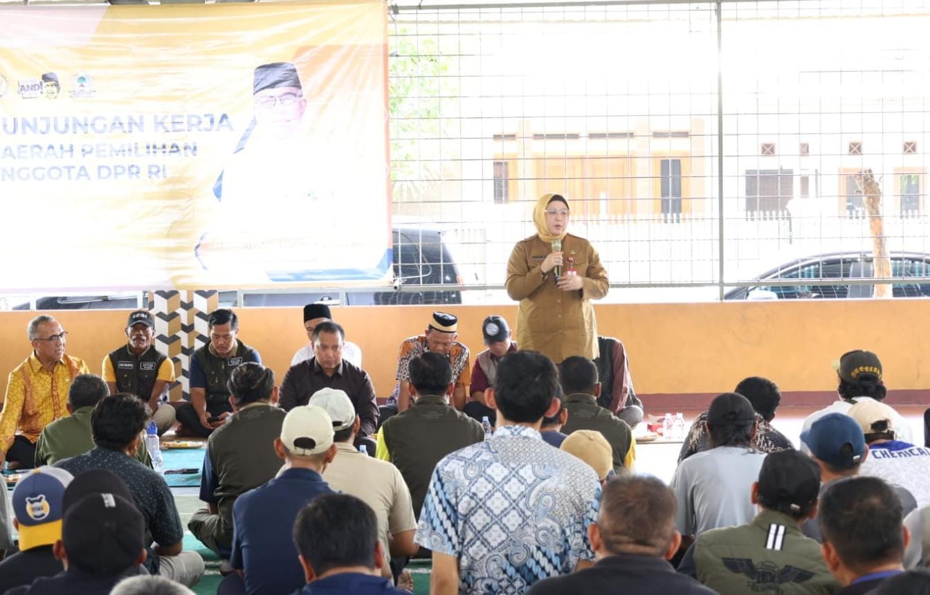 Bentuk Kelompok Pengelolaan Sampah, Solusi Atasi Banjir, Wabup Intan Sosialisasi Peduli Sampah