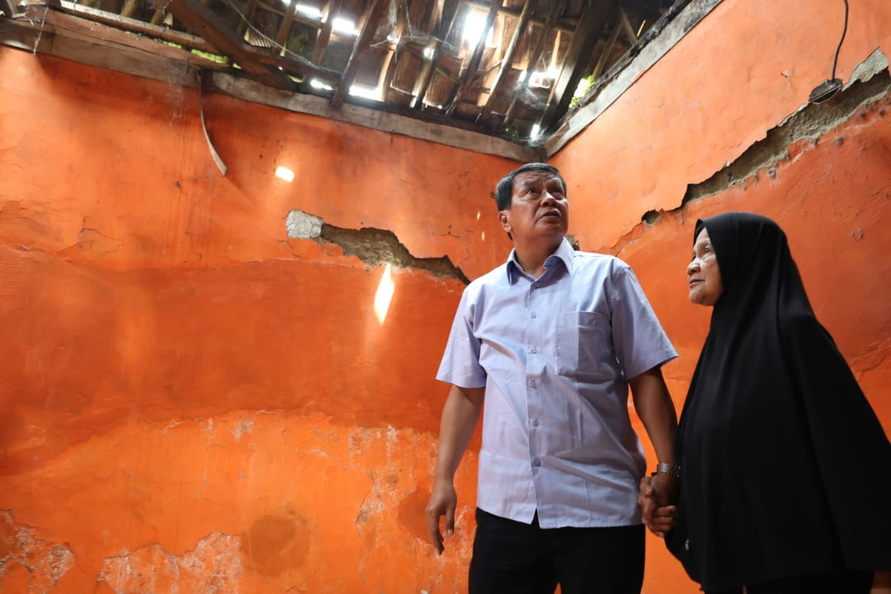 Program Bedah Rumah, Bupati: Tingkatkan Kualitas Hidup