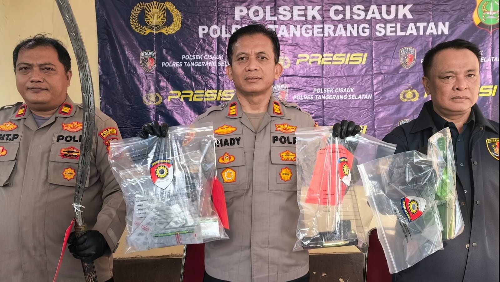 Polisi Tangkap Dua Pemuda di Cisauk, Edarkan Obat Terlarang