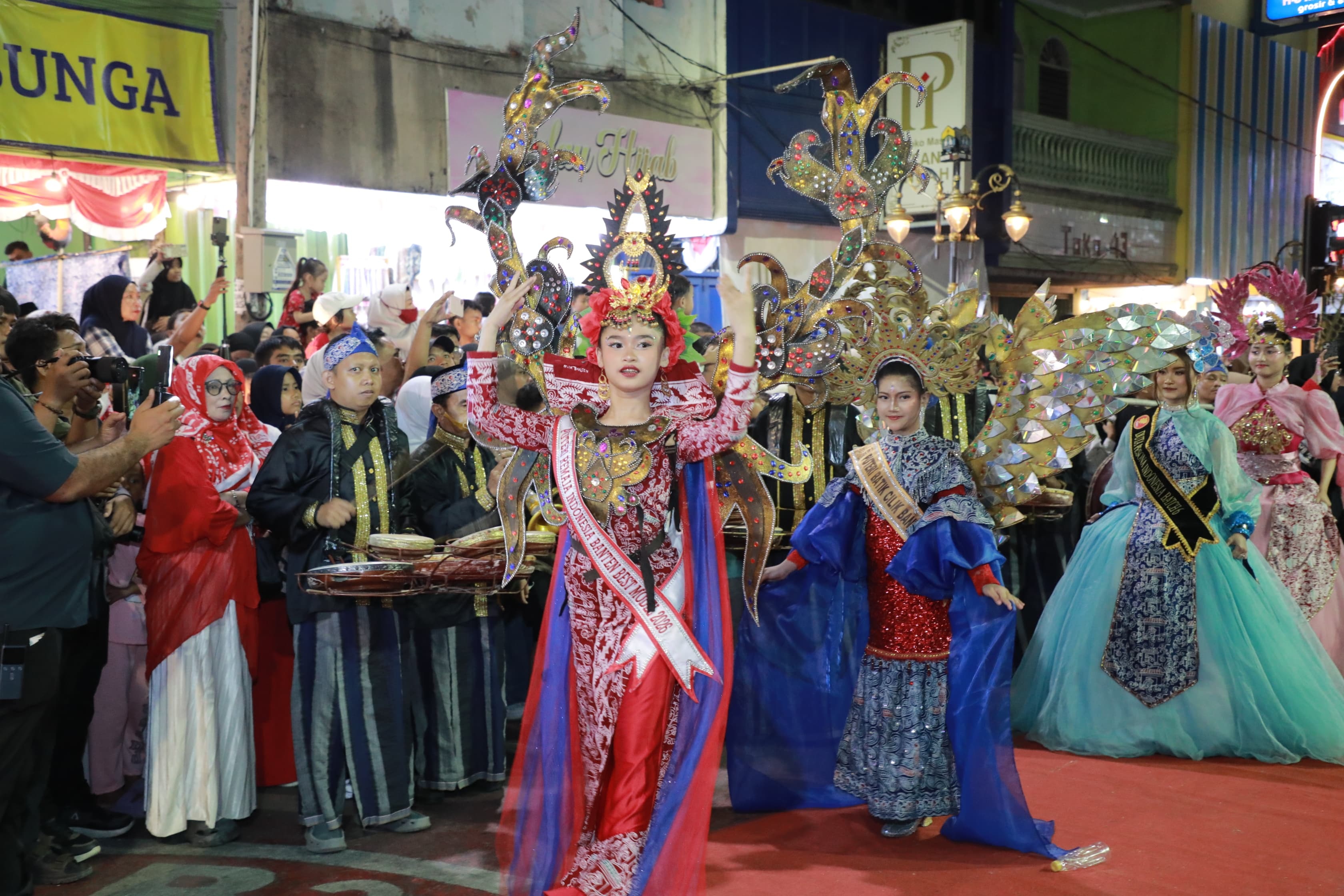 Ribuan Peserta Meriahkan Pawai Budaya