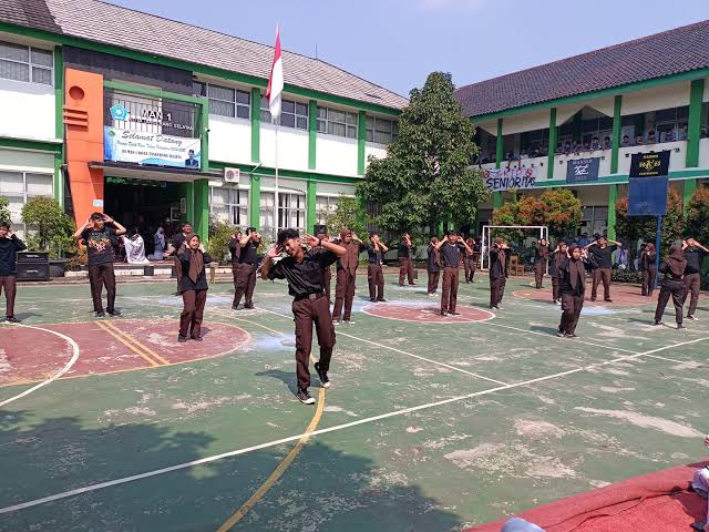 Anak Yatim Gagal Masuk, Kemenag Hanya Tegur Kepsek MAN 1 Tangerang