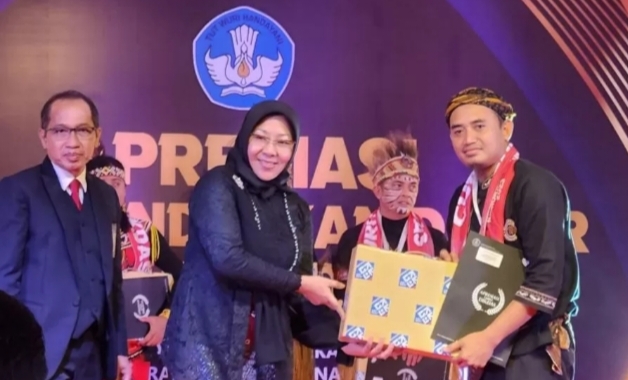 Guru SMP Asal Lebak Jadi Guru Terbaik Kedua Nasional