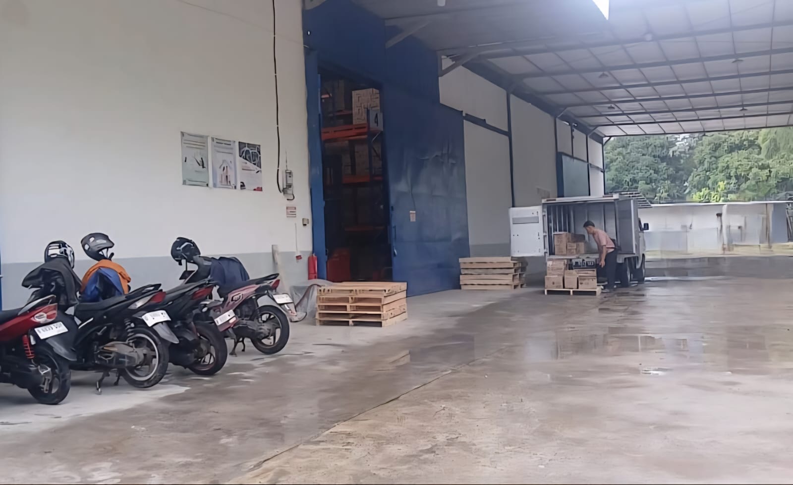 Pencuri Gembosi Motor Karyawan Sebelum Curi 3 Truk