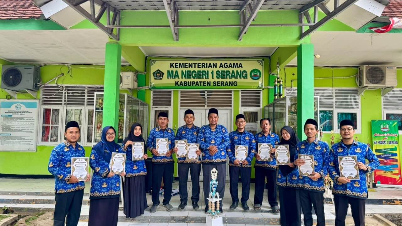 MAN 1 Kabupaten Serang Sabet Juara Umum MTQ Korpri