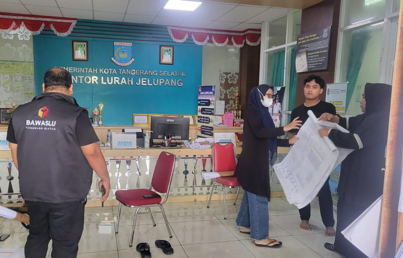 Bawaslu Tangerang Selatan Berharap KPU Berikan Teguran Kepada PPS Yang Buka Kotak Suara