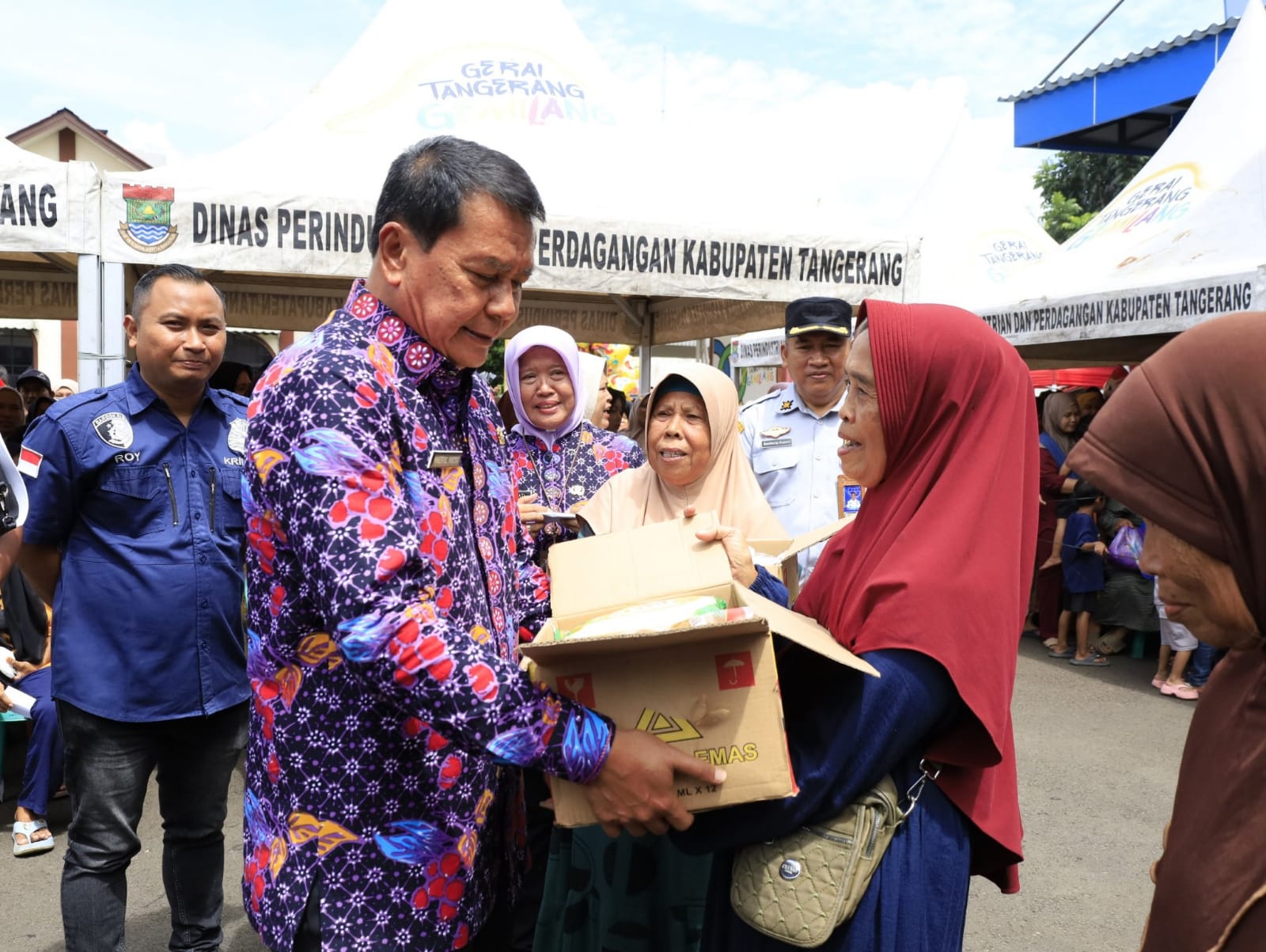 Jaga Ketersediaan dan Harga Bahan Pokok, Bupati Tangerang Buka Warteksi