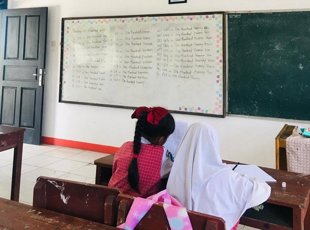 SDN Cangkudu II Tingkatkan Kreativitas dengan Latihan Menulis 