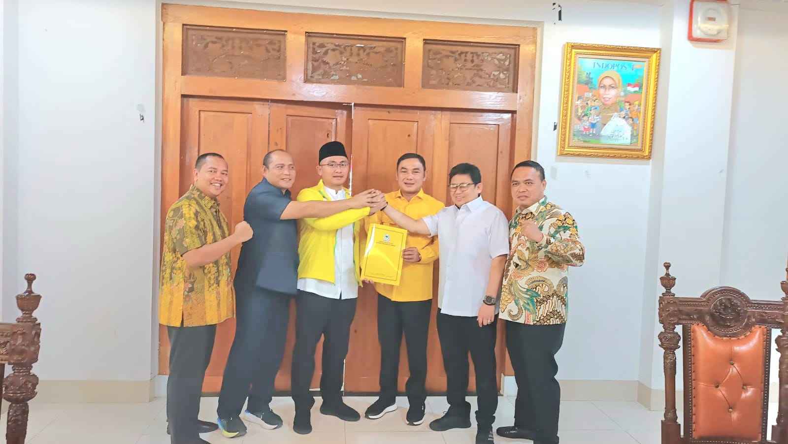 Mad Romli Resmi Terima Rekomendasi Partai Golkar