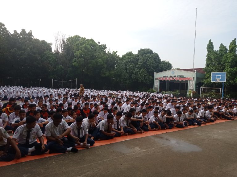 SMPN 1 Pasar Kemis Terapkan Program Anak Indonesia Hebat