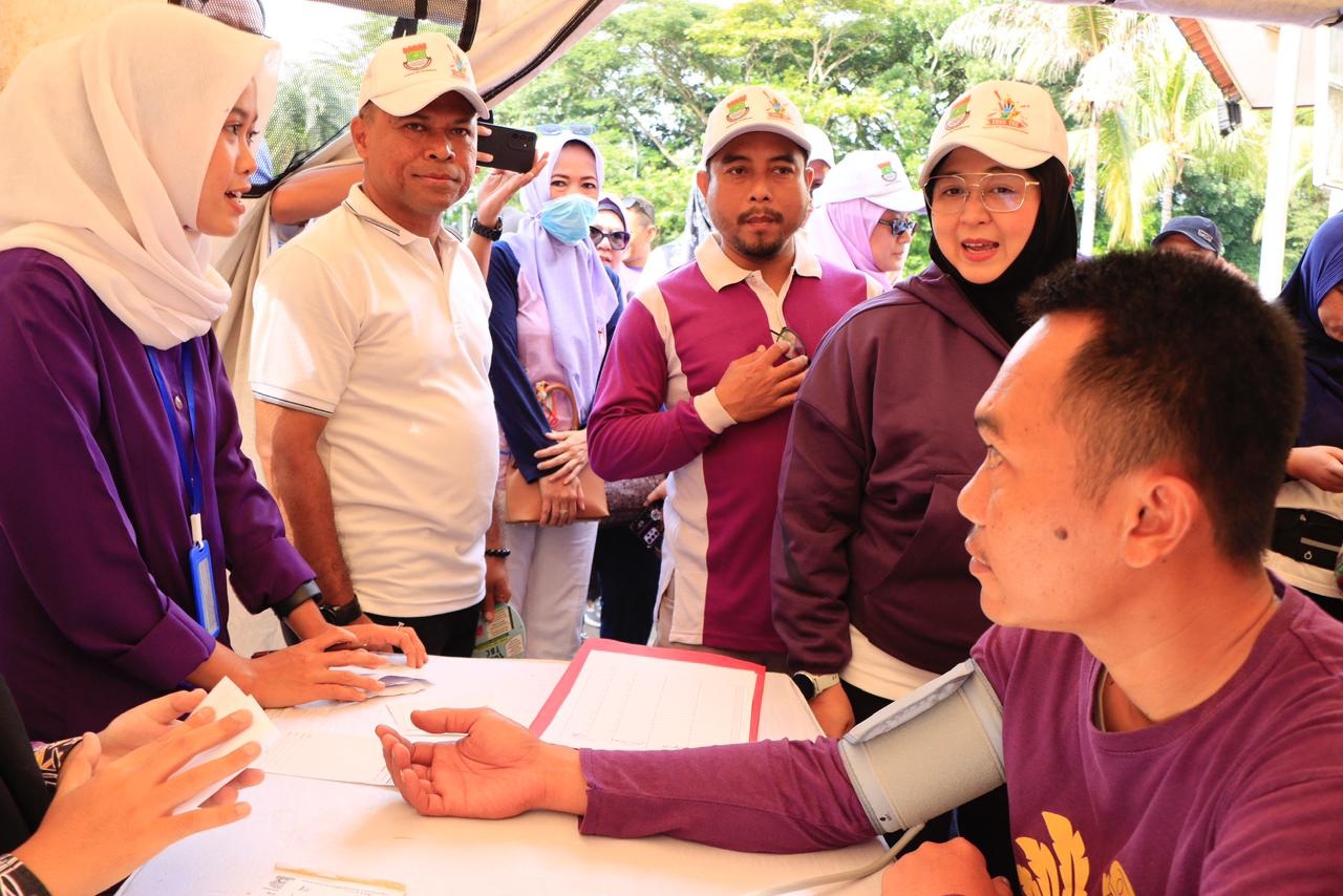 Wabup Intan Kampanyekan TOSS TBC