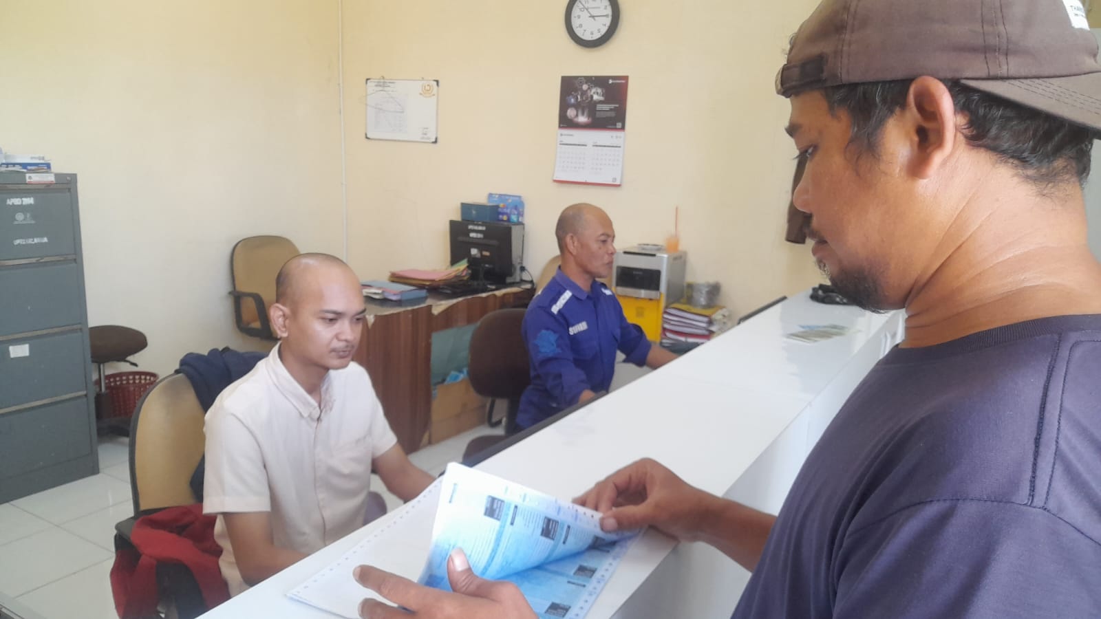 Samsat Kronjo Manfaatkan Teknologi Digital