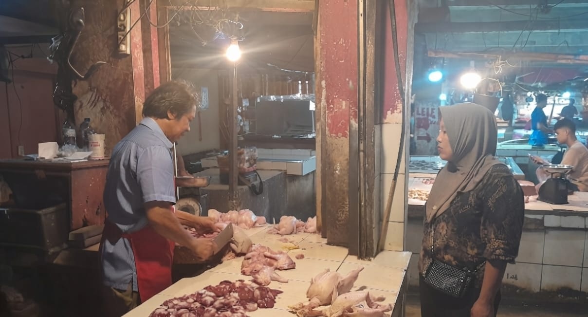 Harga Telur dan Ayam Potong Naik