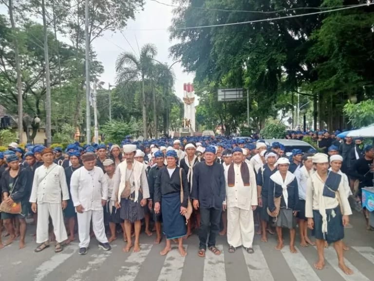 Hari ini, Ribuan Warga Baduy Gelar Seba Baduy