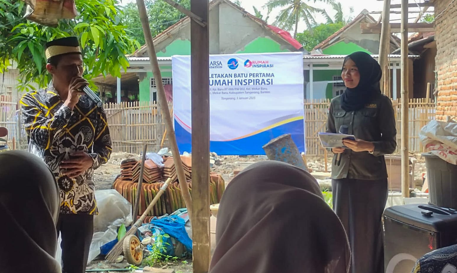  Banyak Anak Putus Sekolah, Desa Mekar Baru Dapat Pembangun Rumah Inspirasi