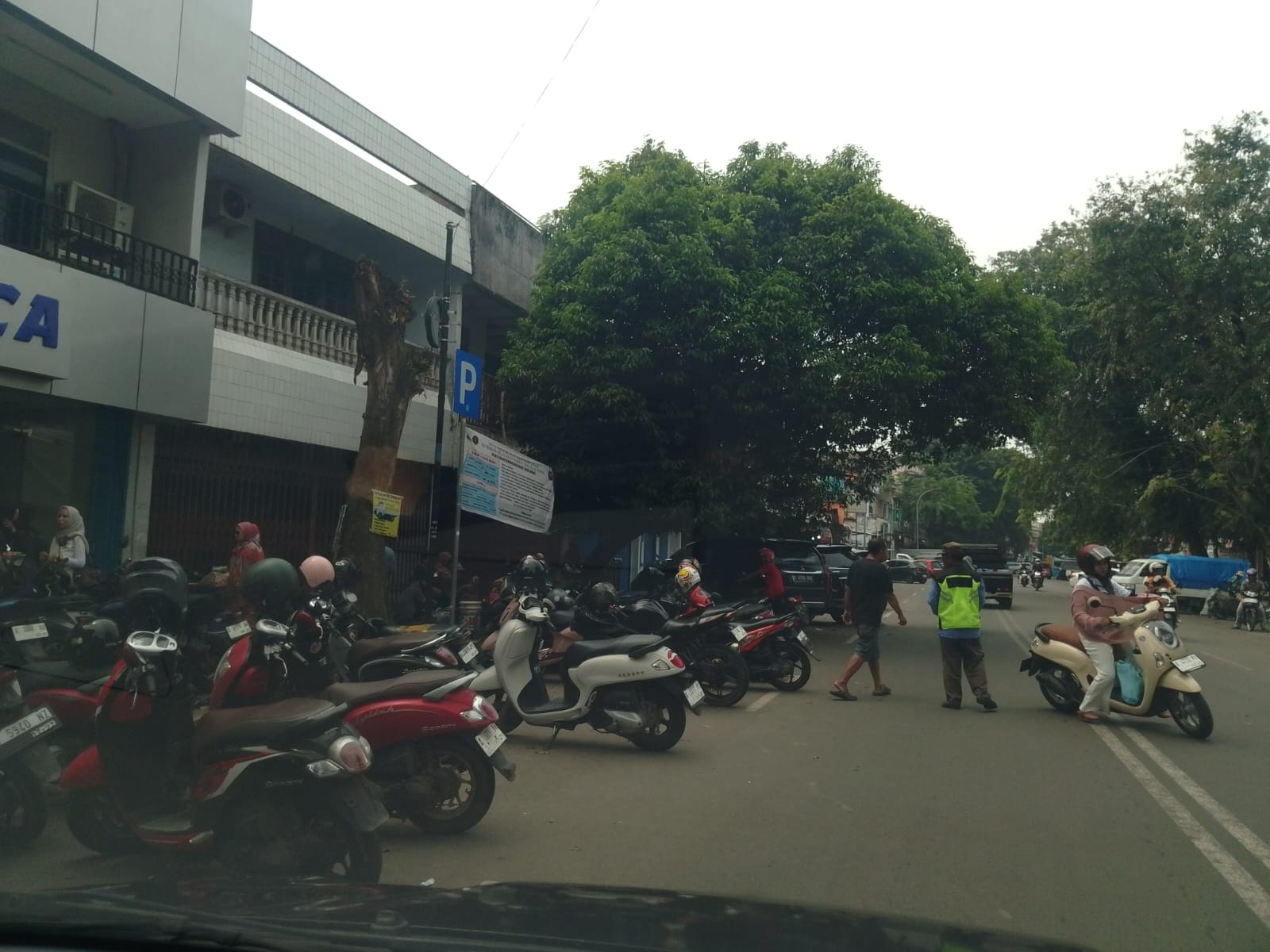 Parkir Liar Marak di Rangkasbitung
