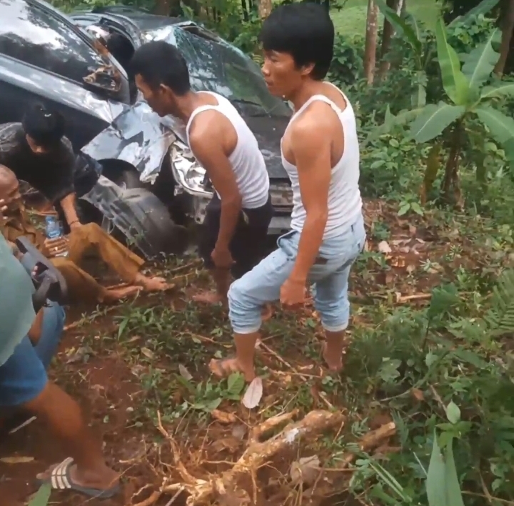 Mobil Terjun Ke Jurang, ASN Bapenda Lebak  Tewas