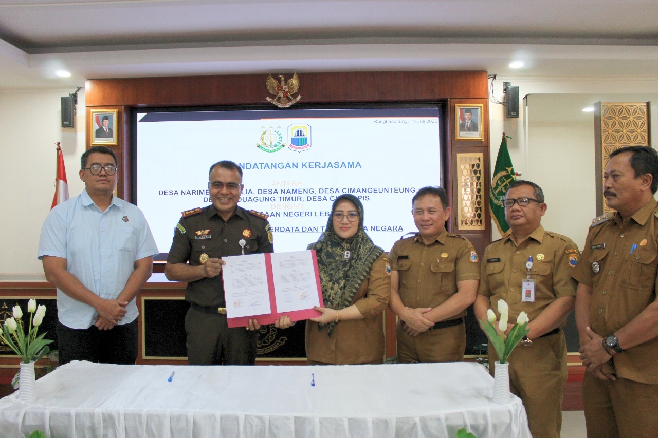 Kejari dan Pemdes Teken PKS Pendampingan Hukum