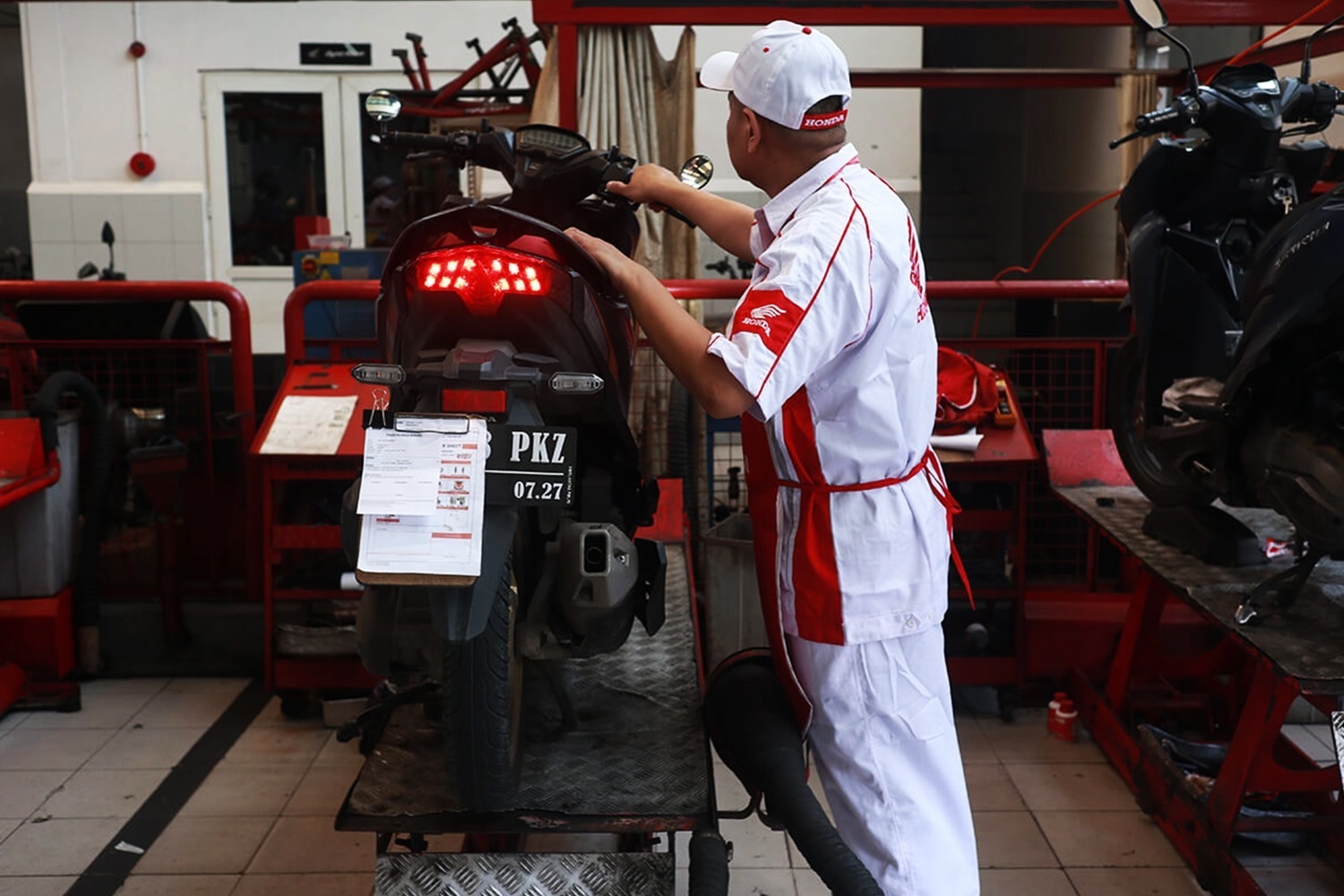 Ada Juragan, Servis Motor Honda Bisa Lebih Hemat