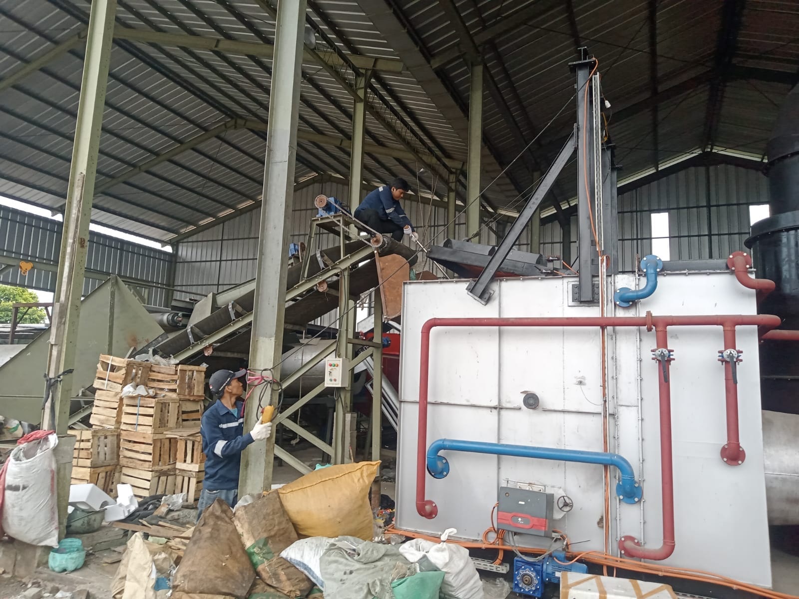 TPS 3R Salembaran Asri Belum Beroperasi