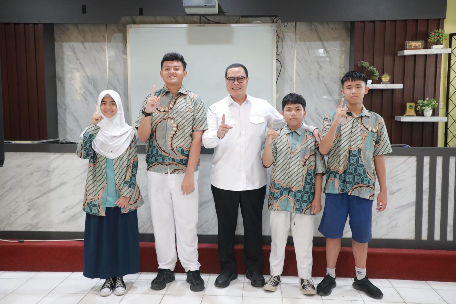 Empat Siswa Lolos Semifinal OSN, Wali Kota Budi Janjikan Hadiah