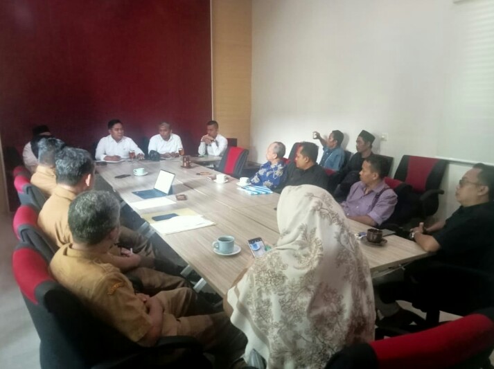 Paguyuban Pedagang Pasar Sampay Protes Gate Parking