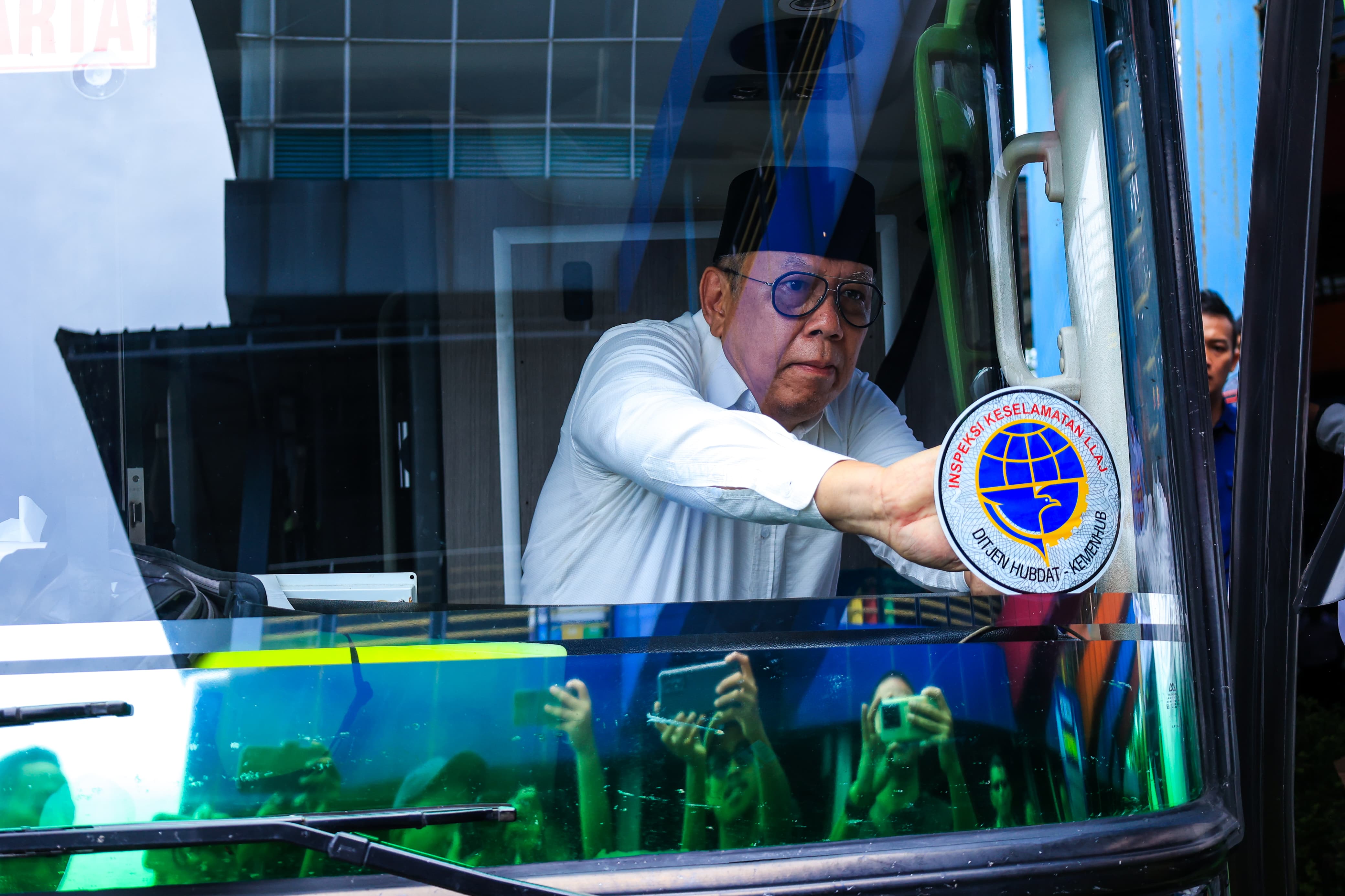 Puluhan Bus Angkutan Mudik Diperiksa, Lolos Ditempeli Stiker