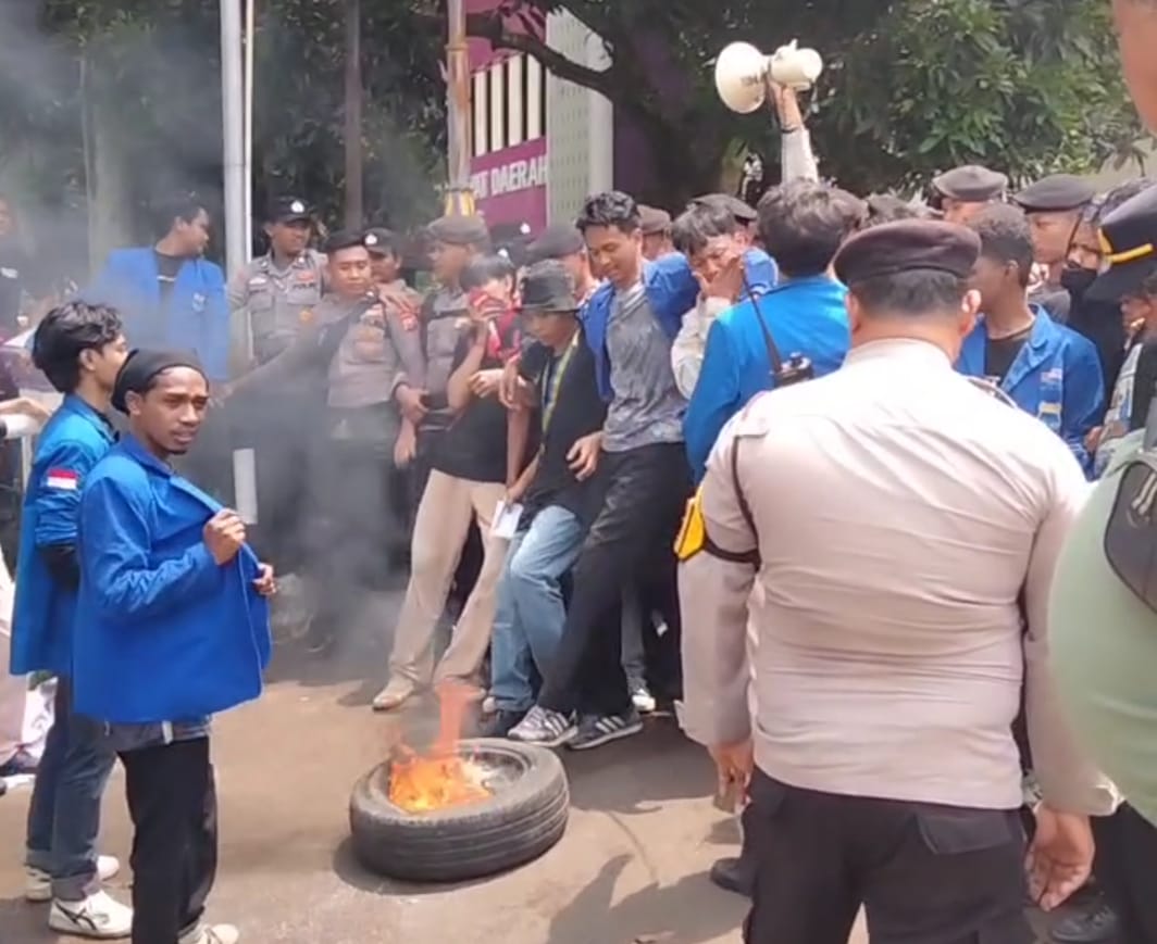 Hari Jadi Kabupaten Tangerang, Diwarnai Aksi Mahasiswa